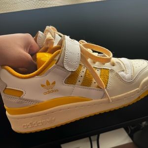 Adidas Originals Forum 84 Low White Yellow Retro 80's Sneaker Size 4.5